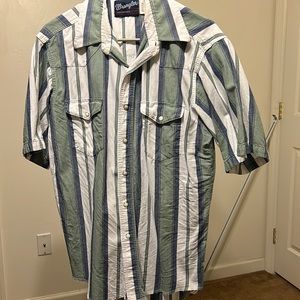 Mens Wrangler snap up shirt